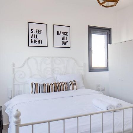 O&O Group- Magical 4Br Apt With Panoramic Sea View بات يام المظهر الخارجي الصورة