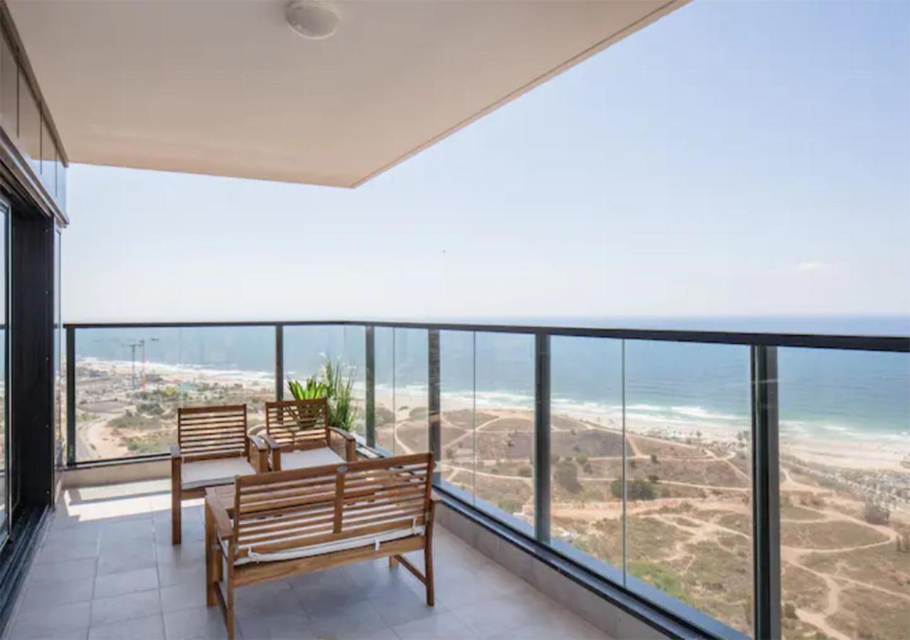 O&O Group- Magical 4Br Apt With Panoramic Sea View بات يام المظهر الخارجي الصورة
