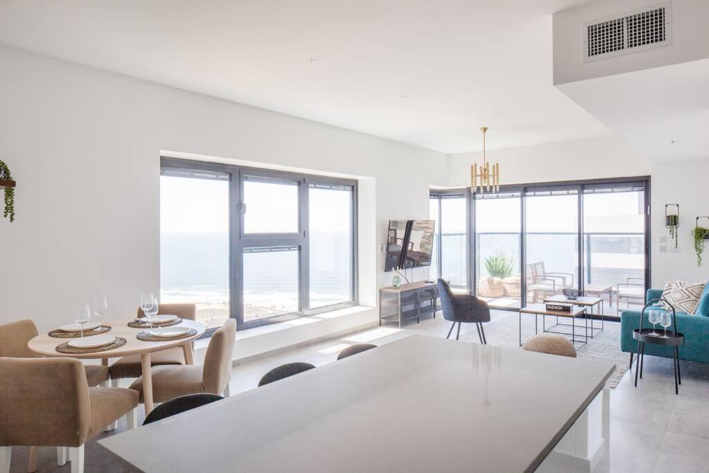 O&O Group- Magical 4Br Apt With Panoramic Sea View بات يام المظهر الخارجي الصورة