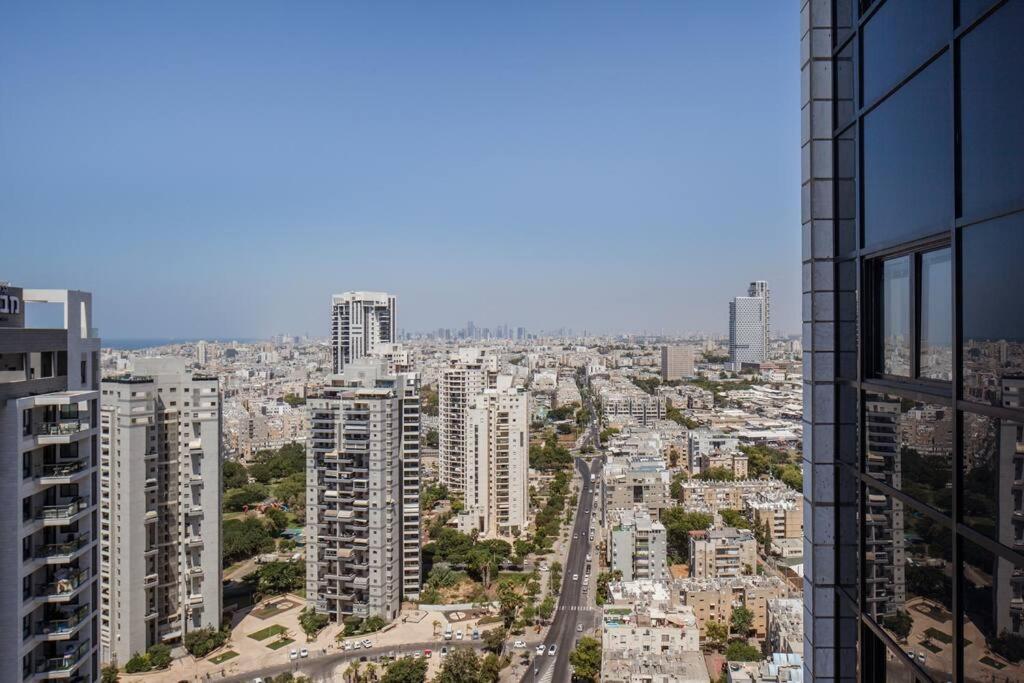 O&O Group- Magical 4Br Apt With Panoramic Sea View بات يام المظهر الخارجي الصورة