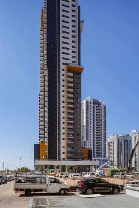 O&O Group- Magical 4Br Apt With Panoramic Sea View بات يام المظهر الخارجي الصورة